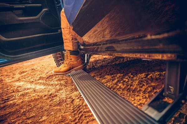 AMP Research 2025 RAM 2500/3500 HD PowerStep