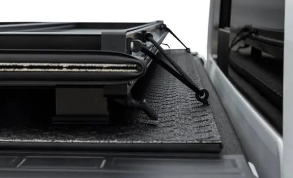 Access LOMAX Pro Series Tri-Fold Cover 17-19 Ford Super Duty F-250 6ft 8in Bed Blk Diamond Mist thumbnail 22