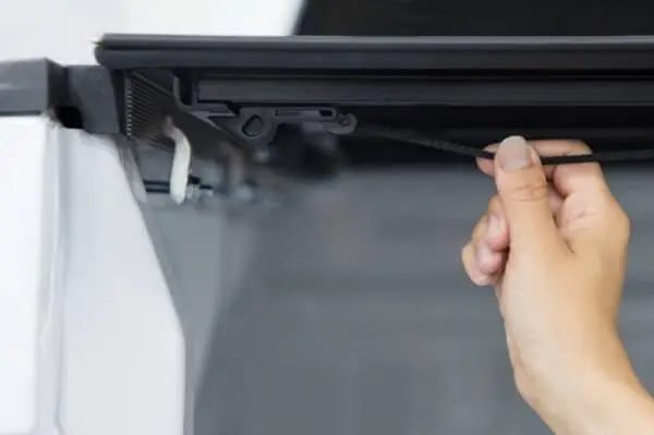 Access LOMAX Pro Series Tri-Fold Cover 19+ Chevy/GMC 1500 6ft 6in Bed - Blk Diamond Mist thumbnail 17
