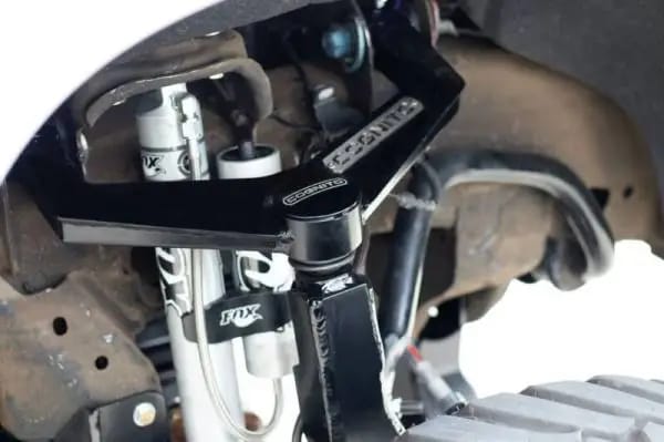 Cognito 20-24 Chevy/GMC Silv/Sierra 2500/3500 HD 2WD/4WD 7in Perf Lift Kit w/ Fox PSRR 2.0 Shocks thumbnail 2