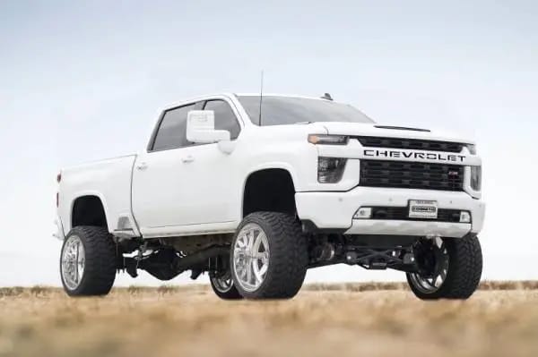 Cognito 20-24 Chevy/GMC Silv/Sierra 2500/3500 HD 2WD/4WD 7in Perf Lift Kit w/ Fox PSRR 2.0 Shocks thumbnail 4