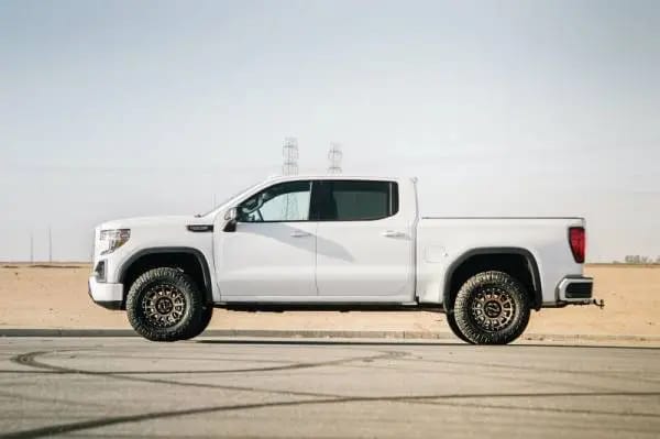 Cognito 19-24 Chevy Silv/Sierra 1500 2/4WD 3in Perf Ball Joint Lvl Lift Kit w/Fox PS Coilovr 2.0 IFP thumbnail 4