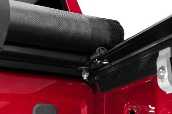 Lund 99-07 Ford F250/F350/F450 Super Duty (8ft bed) Genesis Roll Up Tonneau Cover - Black thumbnail 13
