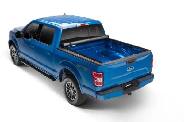Lund 99-07 Ford F250/F350/F450 Super Duty (8ft bed) Genesis Roll Up Tonneau Cover - Black thumbnail 15