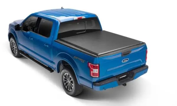 Lund 99-07 Ford F250/F350/F450 Super Duty (8ft bed) Genesis Roll Up Tonneau Cover - Black thumbnail 2
