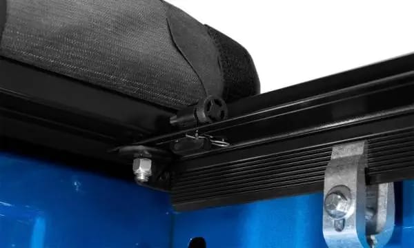 Lund 02-17 Dodge Ram 1500 (8ft. BedExcl. Beds w/Rambox) Genesis Elite Roll Up Tonneau Cover - Black thumbnail 6