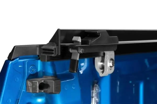 Lund 04-18 Ford F-150 (8ft. Bed) Genesis Roll Up Tonneau Cover - Black thumbnail 17