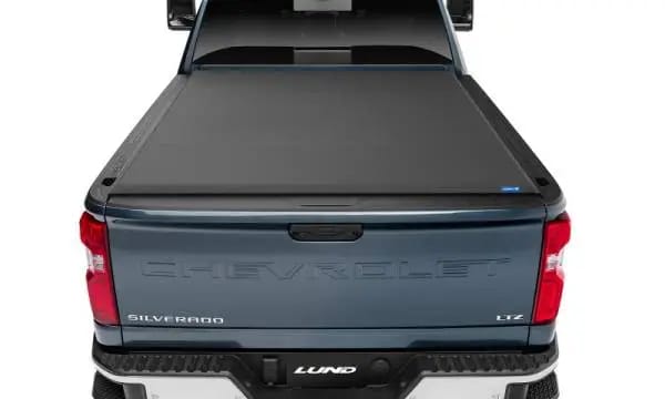 Lund 07-17 Chevy Silverado 1500 (8ft. Bed) Genesis Elite Roll Up Tonneau Cover - Black thumbnail 9