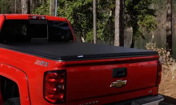 Lund 02-17 Dodge Ram 1500 Fleetside (6.4ft. Bed) Hard Fold Tonneau Cover - Black thumbnail 9