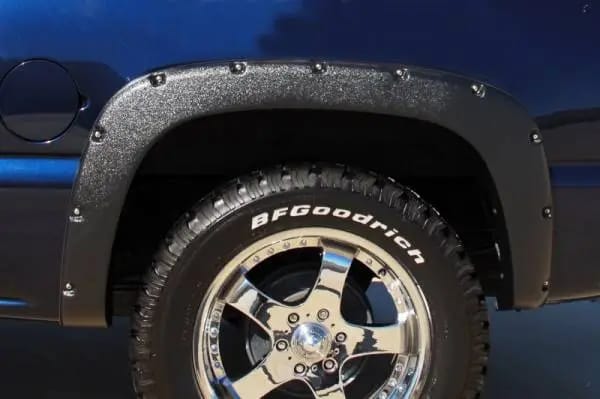 Lund 99-07 Chevy Silverado 1500 RX-Rivet Style Textured Elite Series Fender Flares - Black (4 Pc.) thumbnail 8