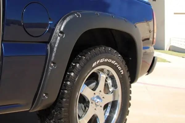 Lund 99-07 Chevy Silverado 1500 RX-Rivet Style Textured Elite Series Fender Flares - Black (4 Pc.) thumbnail 9