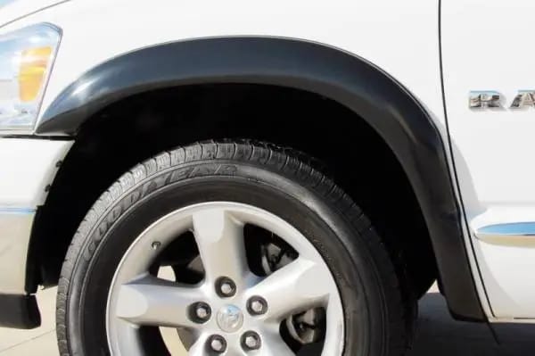 Lund 19-21 Chevy Silverado 1500 SX-Sport Smooth Elite Series Front Fender Flares - Black (2 Pc.) thumbnail 4