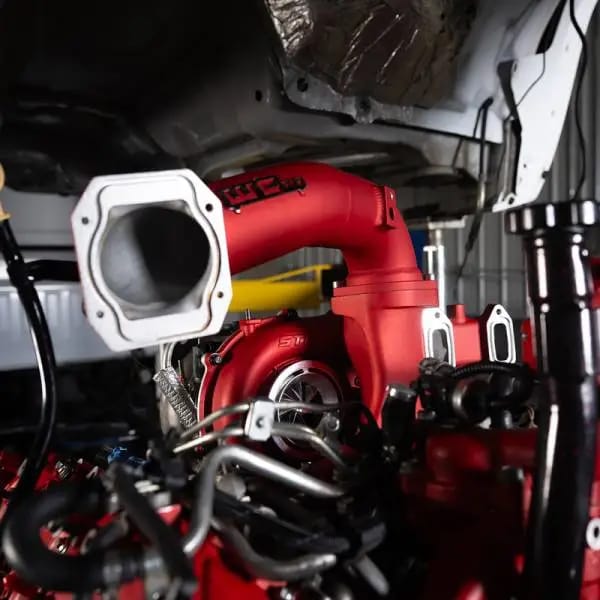 Wehrli 11-16 Chevrolet 6.6L LML Duramax High Flow Y-Bridge Kit - Gloss White thumbnail 2