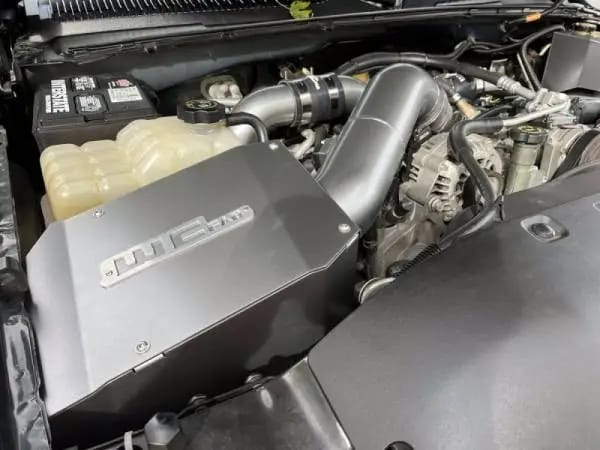 Wehrli 01-04 Chevrolet Duramax LB7 4in Intake Kit - Bengal Blue thumbnail 5