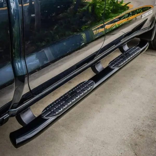 Westin 19-20 Chevrolet Silverado/GMC Sierra 1500 Double Cab PRO TRAXX 5 Oval Nerf Step Bars - Black thumbnail 4