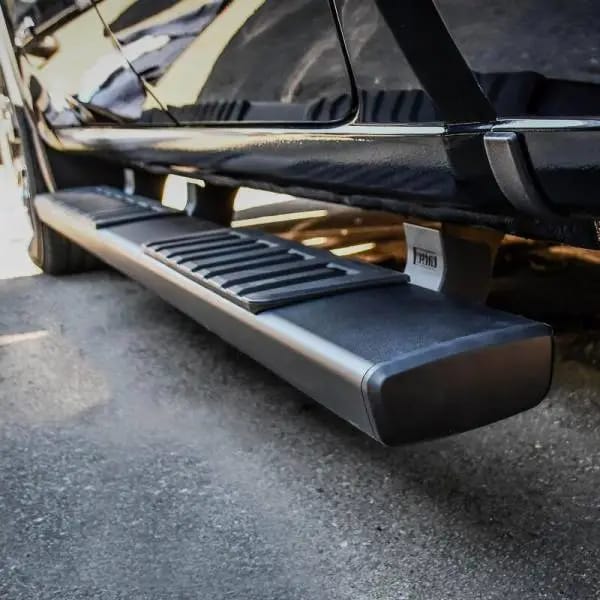 Westin 19-22 Chevrolet Silverado 1500 DC (Excl. 2019 LD/Limited) R7 Nerf Step Bars - Black thumbnail 4