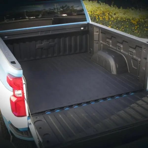 Westin 19-22 Chevrolet Silverado/ GMC Sierra (5.755ft bed) Truck Bed Mat - Black thumbnail 2
