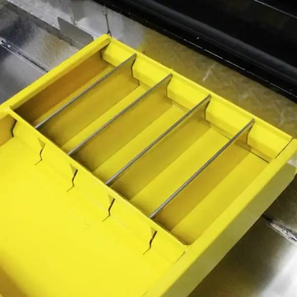 Westin/Brute 19inL x 3.5inH x 15inW Tray w/ 4 Silver Dividers - Yellow thumbnail 2
