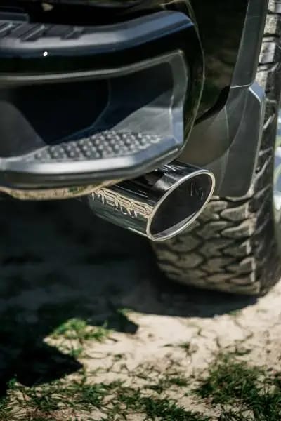 MBRP 20-23 Chevrolet Silverado 2500HD 6.6L Armor Plus T409 SS Single Side Exit 5in DPF Back Exhaust thumbnail 2