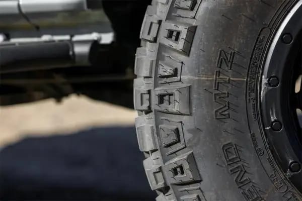 Mickey Thompson Baja Legend MTZ Tire - 35X12.50R17LT 119Q 90000057350 thumbnail 15
