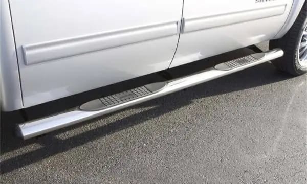 Lund 2019 Chevy Silverado 1500 Crew Cab (Rocker Panel) 4in. Oval Straight SS Nerf Bars - Polished thumbnail 4