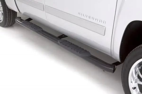 Lund 15-17 Chevy Colorado Crew Cab 5in. Oval Curved Steel Nerf Bars - Black thumbnail 3