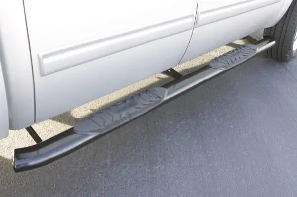 Lund 01-13 Chevy Silverado 1500 Crew Cab 5in. Oval Curved Steel Nerf Bars - Black thumbnail 3