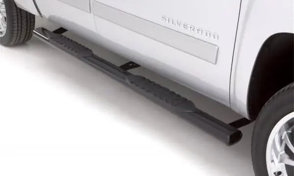 Lund 07-17 Chevy Silverado 1500 Crew Cab 5in. Oval Straight Steel Nerf Bars - Black thumbnail 2