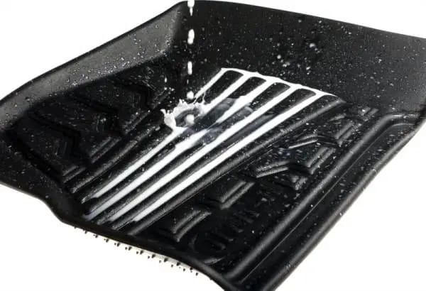 Lund 15-17 Chevy Silverado 2500 Crew Cab Catch-It Floormat Front Floor Liner - Black (2 Pc.) thumbnail 3