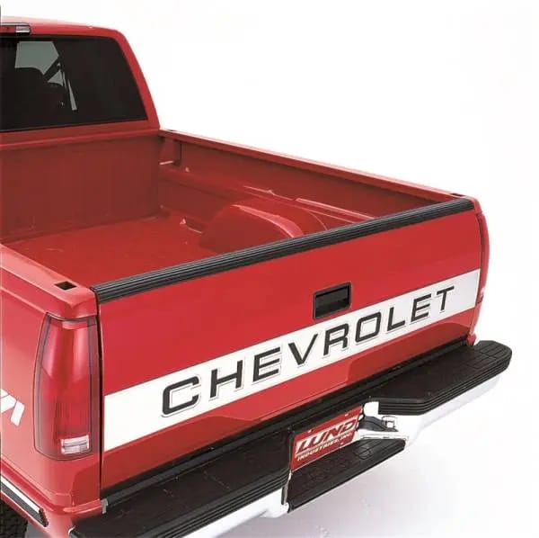 Lund Universal (Pickup) Tailgate Protector - Black thumbnail 4