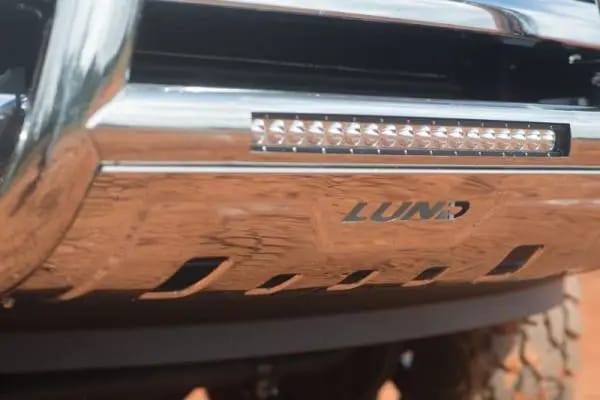 Lund 11-17 Chevy Silverado 2500 Bull Bar w/Light & Wiring - Polished thumbnail 4