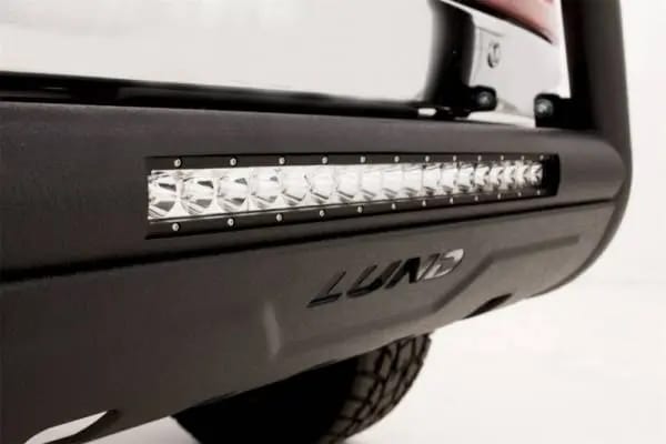Lund 07-17 Chevy Silverado 1500 Bull Bar w/Light & Wiring - Black thumbnail 3