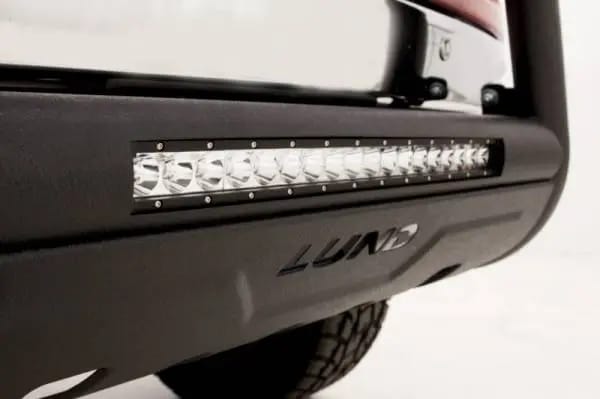 Lund 07-17 Chevy Silverado 1500 Bull Bar w/Light & Wiring - Black thumbnail 6