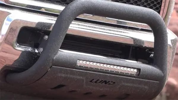 Lund 2017 Ford F-250 Super Duty Bull Bar w/Light & Wiring - Black thumbnail 4