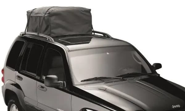 Lund Universal Soft Cargo Pack Standard 39in X 32in X 18in - Black thumbnail 4