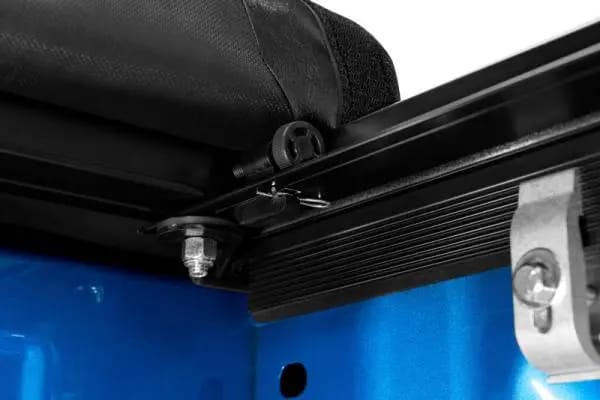 Lund 94-01 Dodge Ram 1500 (8ft. Bed) Genesis Roll Up Tonneau Cover - Black thumbnail 5