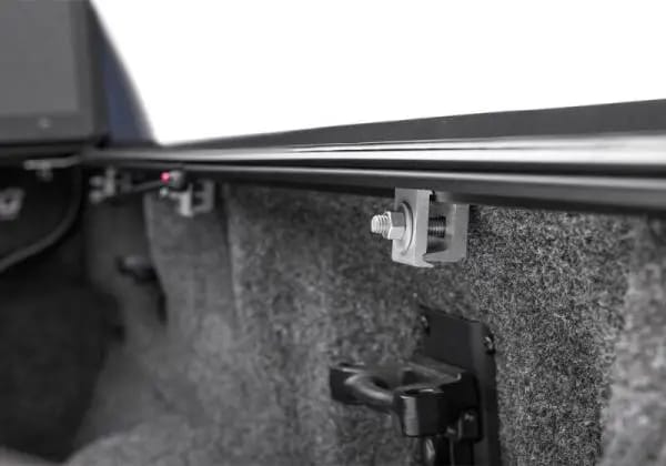 Extang 19-23 GMC Sierra Carbon Pro 1500 New Body 5.8ft. Bed Endure ALX thumbnail 4