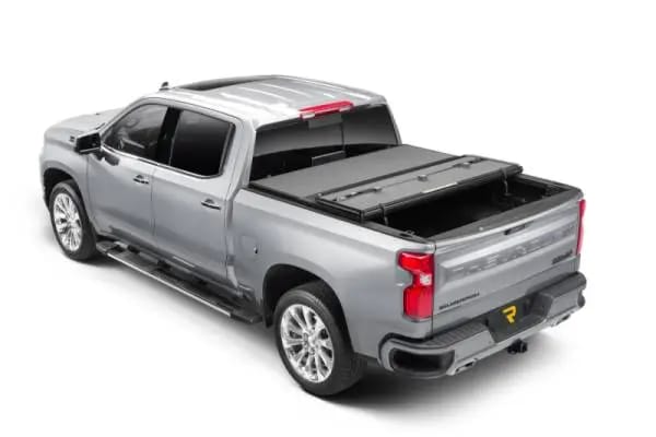 Extang 14-18 Chevy/GMC Silverado/Sierra 1500 (8ft. 2in. Bed) Solid Fold ALX thumbnail 3