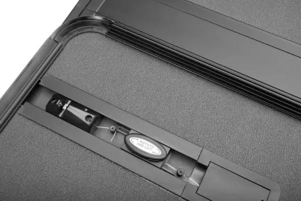 Extang 19-23 Chevy/GMC Silverado/Sierra 1500 (5ft. 10in. Bed) Solid Fold ALX thumbnail 10