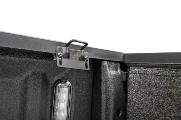 Extang 17-23 Ford Super Duty Short Bed (6ft 10in) Solid Fold ALX thumbnail 2