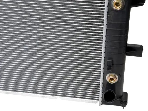 aFe BladeRunner OER Series Radiator 01-05 GM Diesel Trucks 01-05 V8-6.6L (td) LBZ/LMM thumbnail 3