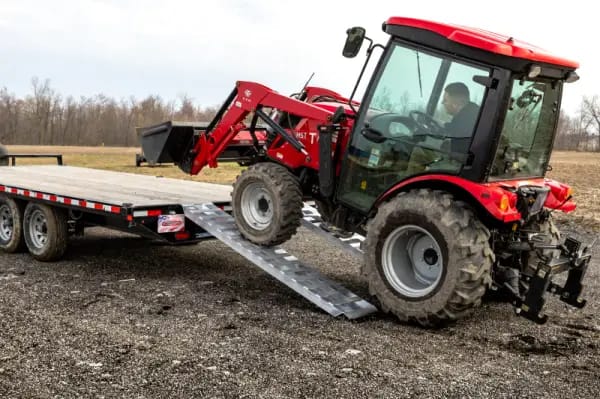 Gen-Y Heavy-Duty 10ft Aluminum Loading Ramps 15in x 120in 5K Capacity Per Ramp - Pair thumbnail 2