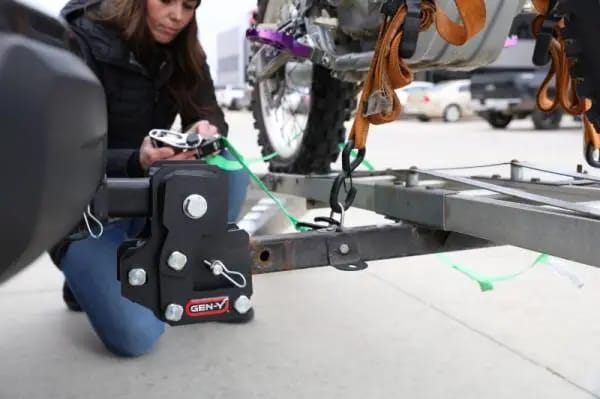 Gen-Y VOYAGER 4.75in 300lb Cargo TW 700lb Towing TW 7K Overall Hitch w/GH-103705 Platinum Ball Mount thumbnail 2