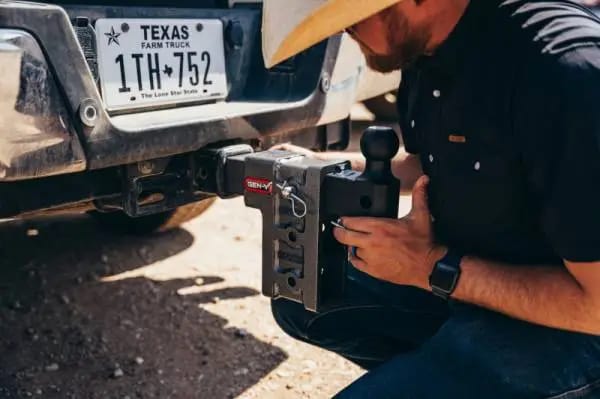 Gen-Y Mega Duty 2.5in Bolt-On 6in Drop 3K TW 21K Hitch w/GH-061 Dual-Ball/GH-062 Pintle Lock thumbnail 3