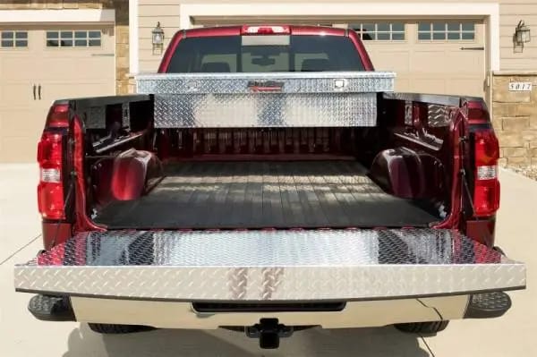 Deezee 08-16 Ford SuperDuty Tailgate Protector Full Brite-Tread thumbnail 2