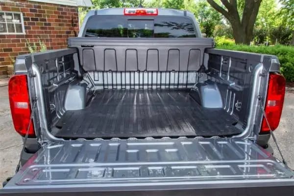Deezee Universal Tool Box - Specialty Crossover Toolbox Plastic Mid Size thumbnail 3