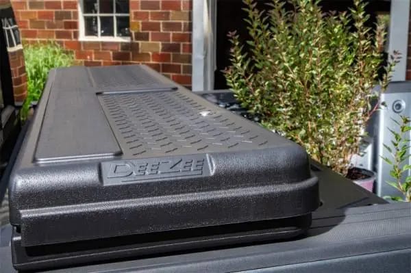 Deezee Universal Tool Box - Specialty Crossover Toolbox Plastic Mid Size thumbnail 4