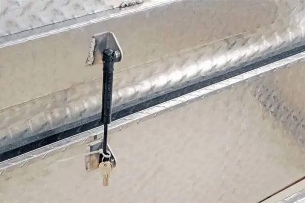 Deezee Universal Tool Box - Specialty Narrow BT Alum FULLSIZE thumbnail 2