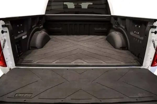 Deezee 15-23 Chevrolet/GMC Colorado/Canyon Heavyweight Bed Mat - Custom Fit 5Ft Bed (X Pattern) thumbnail 6