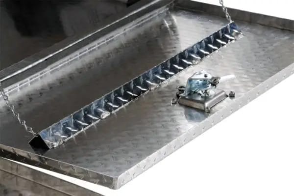 Deezee Universal Tool Box - Specialty Topsider BT Alum thumbnail 4
